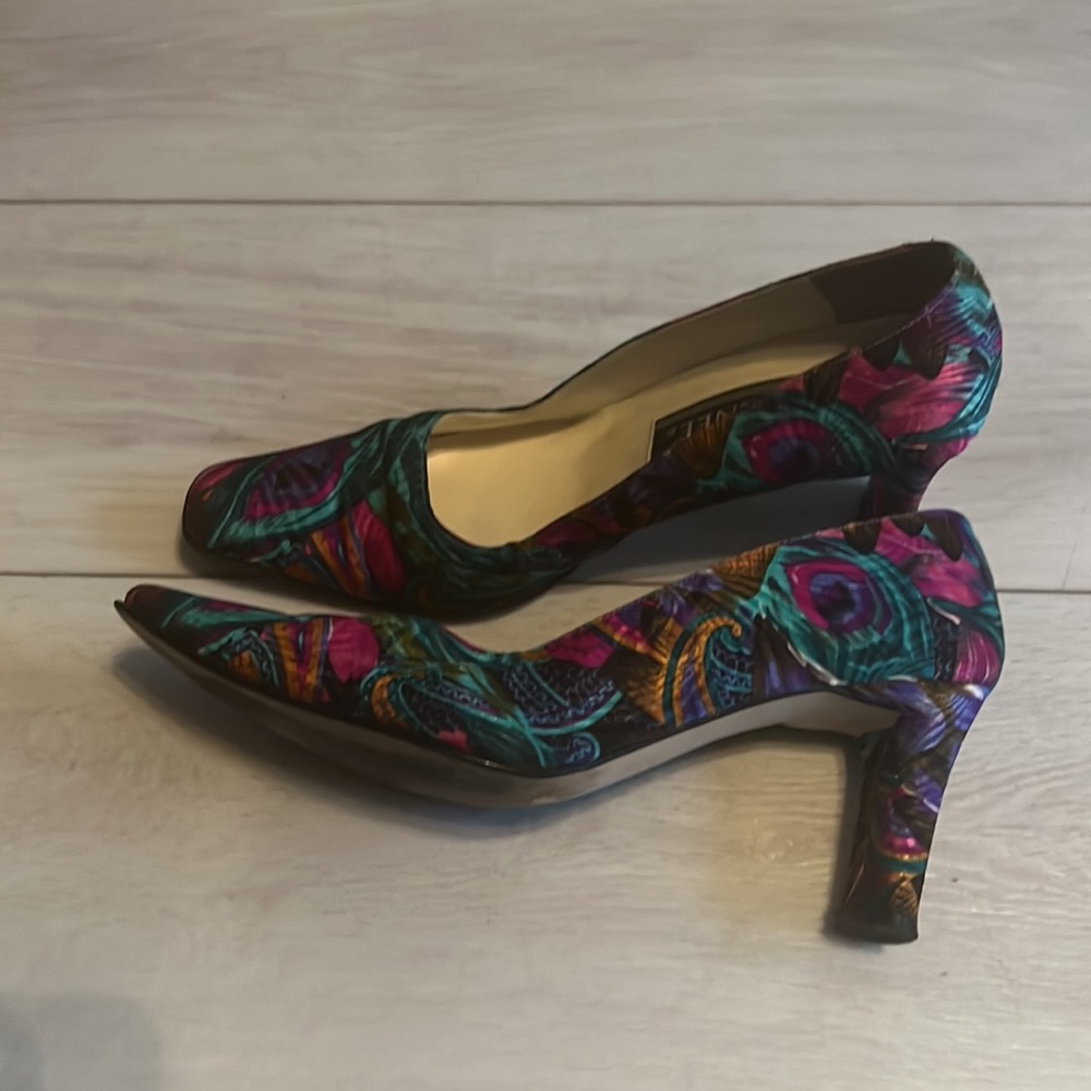 J. RENEE 90’s Women’s Pumps